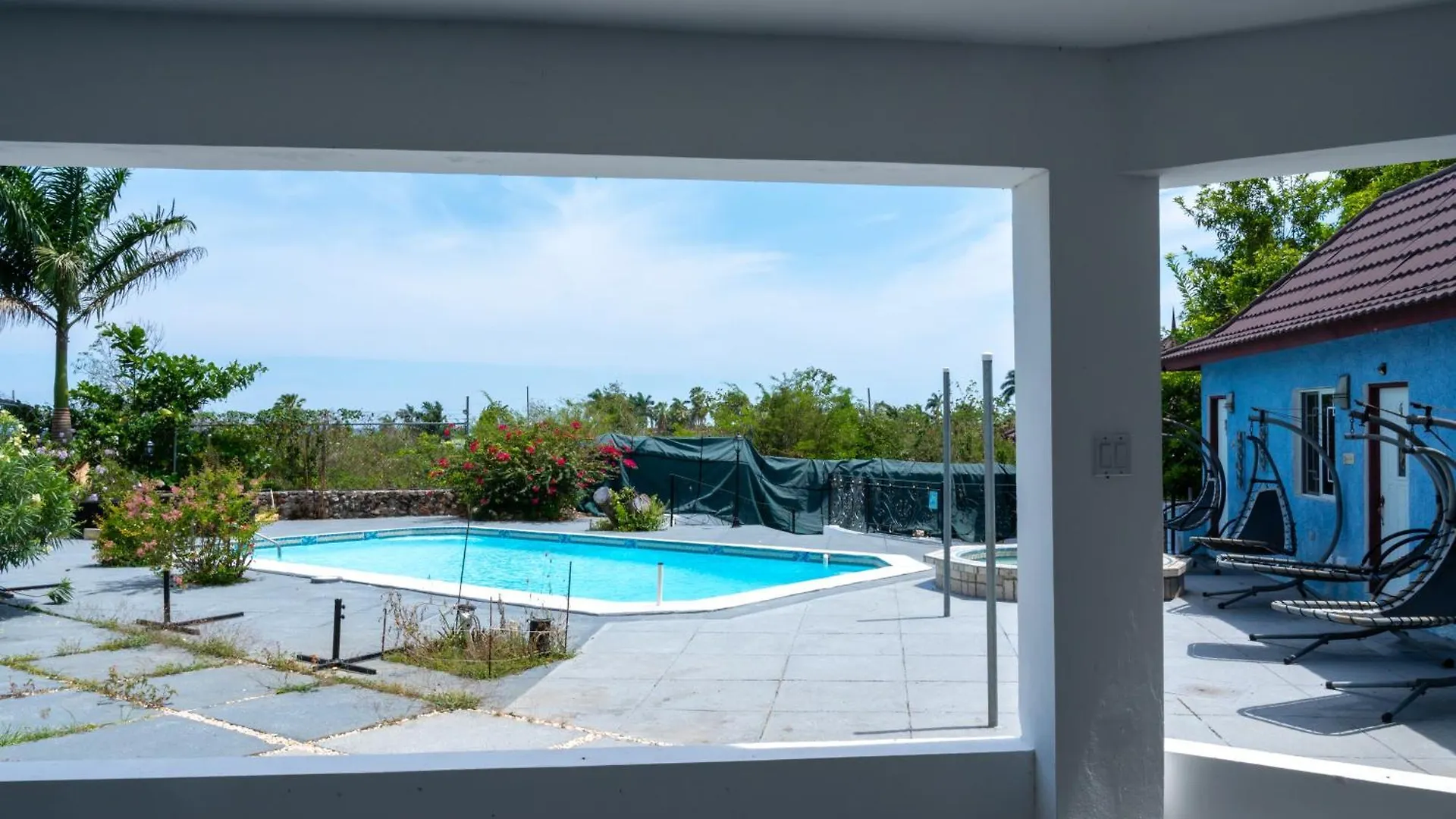 Гостевой дом The Carhampton Villa Бухта Монтего
